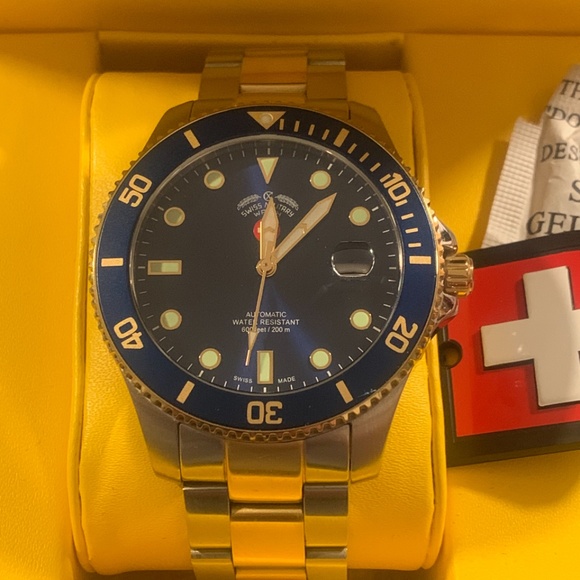 Watch - Picture 4 of 9